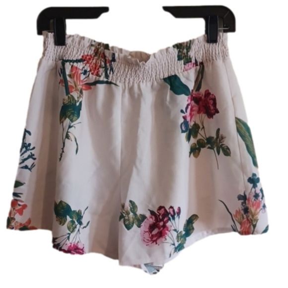 FLORAL shorts , NWT, size Large , from Jealous Tomato. Beautiful print. - Picture 1 of 9